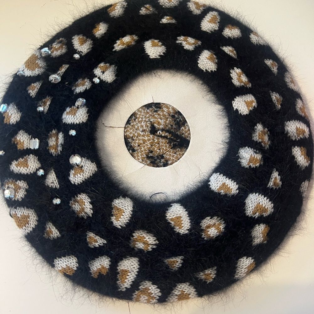 🛍️ Women’s Stylish Black Brown Rabbit Fur Wool rhinestone Beret NWT - Picture 5 of 8